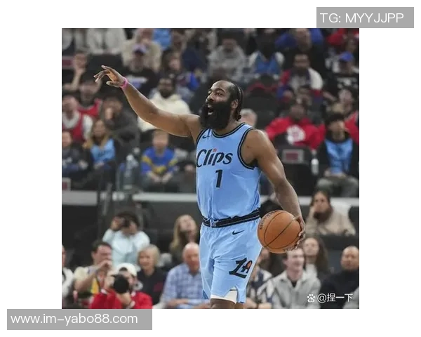 快船次节狂砍41分半场领先热火5分哈登小卡合力17分鲍威尔对阵旧主贡献13分